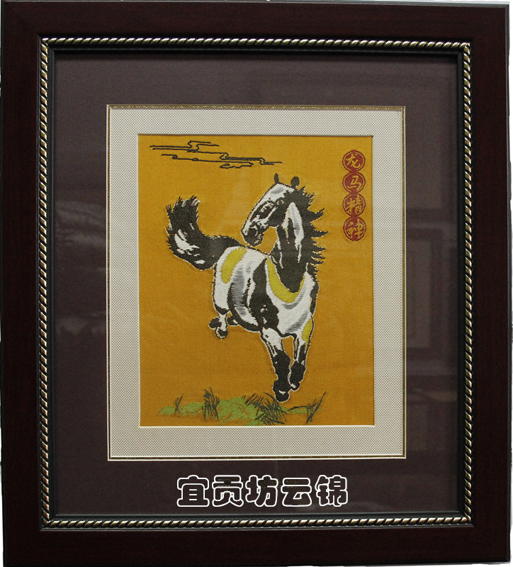 云锦龙马精神框画